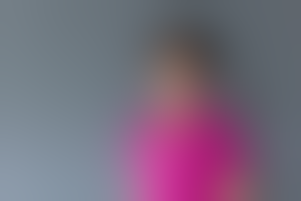 placeholder_with_very_strong_blur